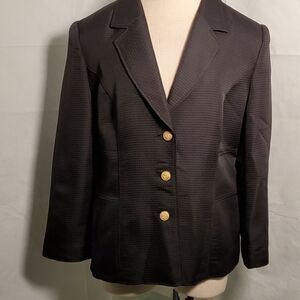 Via Condotti: vintage black jacket. Great all year long. Size 16. Minamalist